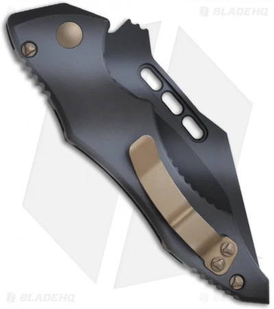 Microtech Urban Camo Vector Automatic Knife (3.95" Serr) 132-2UC 2 Microtech Urban Camo Vector Automatic Knife (3.95" Serr) 132-2UC - Image 2